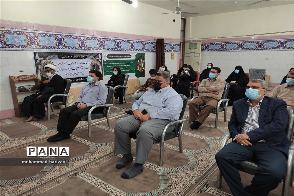 مراسم یادبود معلم فقید افسانه احسانی در شهرستان کارون