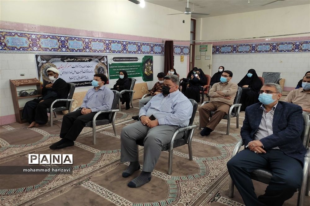 مراسم یادبود معلم فقید افسانه احسانی در شهرستان کارون