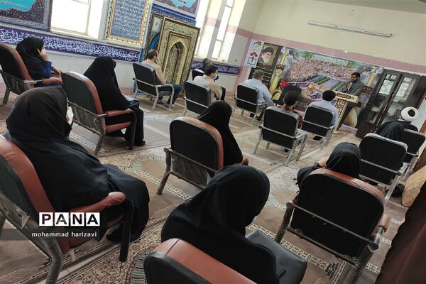 مراسم یادبود معلم فقید افسانه احسانی در شهرستان کارون