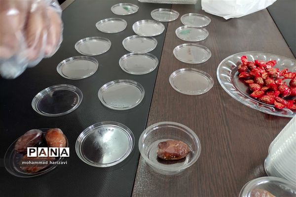 مراسم یادبود معلم فقید افسانه احسانی در شهرستان کارون