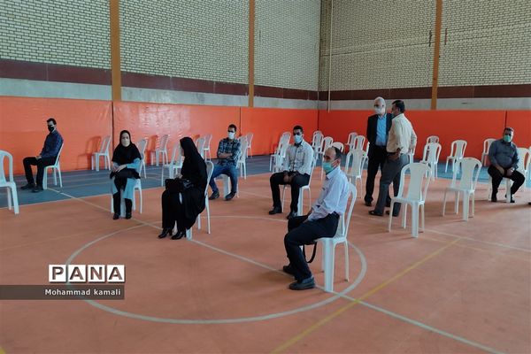 پایان روند واکسیناسیون فرهنگیان شهرستان محلات