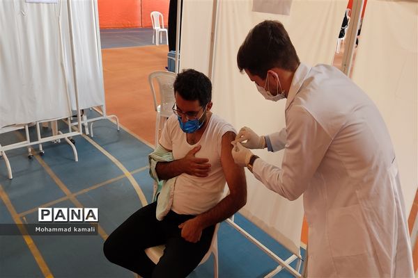 پایان روند واکسیناسیون فرهنگیان شهرستان محلات