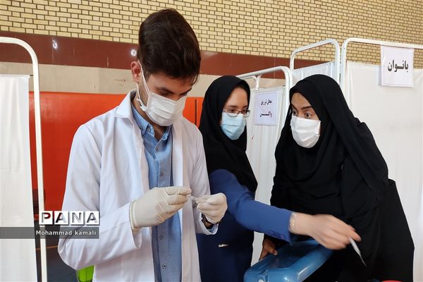 پایان روند واکسیناسیون فرهنگیان شهرستان محلات