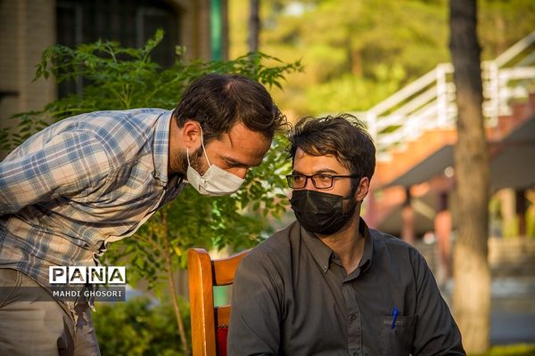 میزگرد بسیج دانشجویی قم با موضوع طرح صیانت از حقوق کاربران فضای مجازی