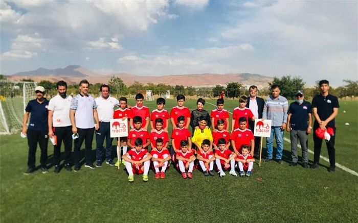 حضور تیم‌ مدرسه فوتبال آکادمی باشگاه تراکتور در فستیوال مدارس فوتبال
