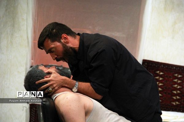 اجرای نمایش «خاک سفید»