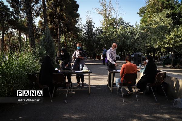 واکسیناسیون فرهنگیان در مدرسه ماندگار البرز