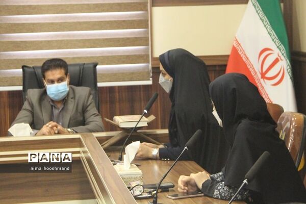 تجلیل از خبرنگاران فعال پانا ناحیه یک شهرری به مناسبت روز خبرنگار