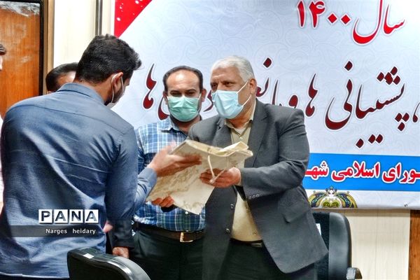 آیین تجلیل از خبرنگاران بمناسبت روز خبرنگار در شهرستان امیدیه