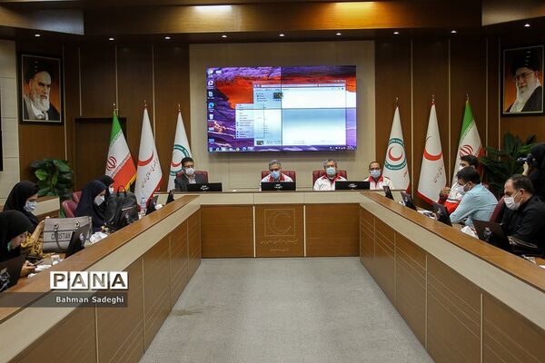 بازدید خبرنگاران از سازمان امداد و نجات جمعیت هلال احمر