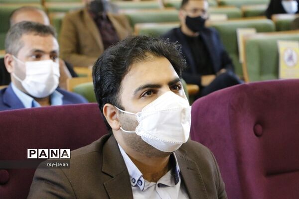 جلسه مجمع مشورتی جوانان شهرستان ری