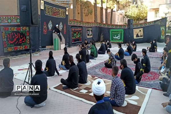 مراسم عزاداری در هیئت دانش آموزی انصارالمهدی