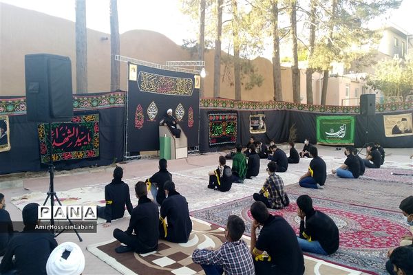 مراسم عزاداری در هیئت دانش آموزی انصارالمهدی