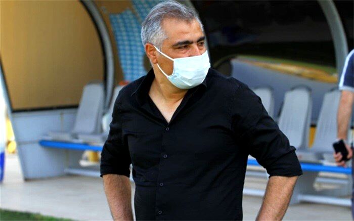 ساکت سرمربی نساجی ماند
