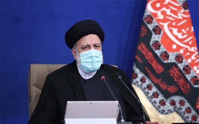 رئیس‌جمهوری بر تلاش همه‌جانبه برای رفع تحریم‌ها تاکید کرد