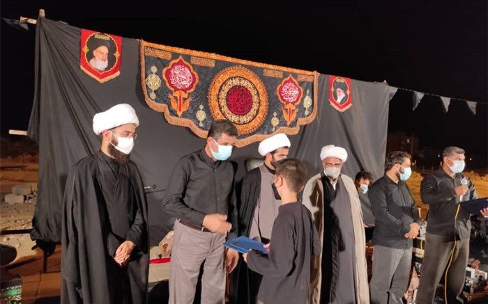 آیین تجلیل از دانش آموزان مداح اهل بیت(ع) شهرستان میناب برگزار شد
