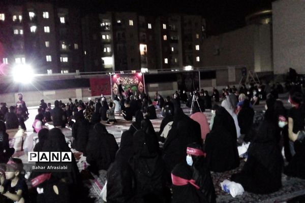 برگزاری  مراسم شب تاسوعای حسینی در شهرک آبشناسان شهرستان رباط کریم