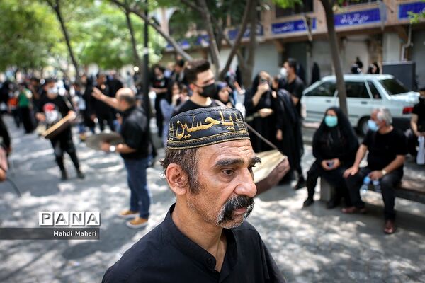 عزاداری تاسوعا حسینی در بازار تهران