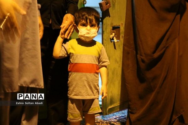 شور حسینی مردم ایرانشهر در شب عاشورای حسینی