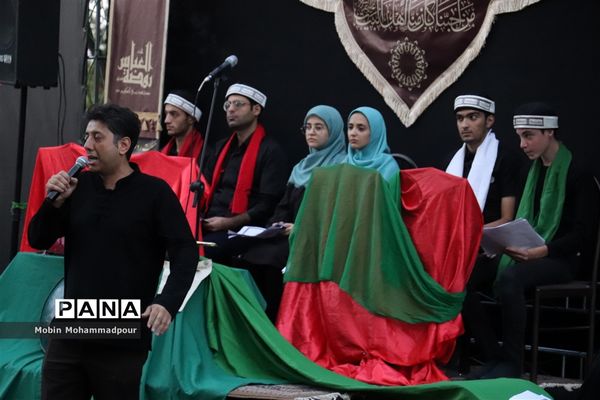 اجرای نمایش همه آب ها نام عباس را می دانند