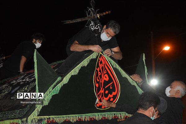 آماده‌سازی نخل عزاداری در شهرستان خوسف