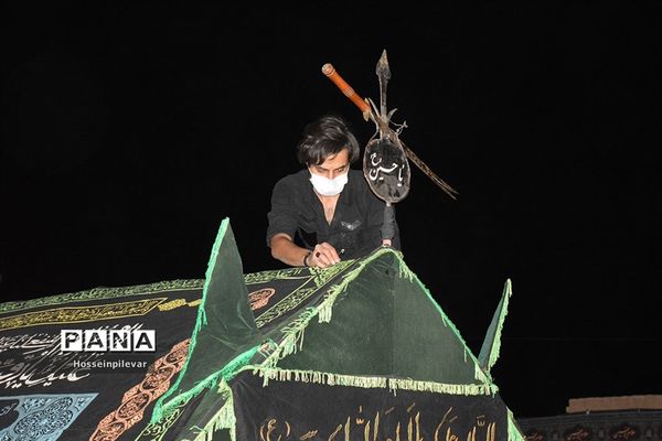 آماده‌سازی نخل عزاداری در شهرستان خوسف