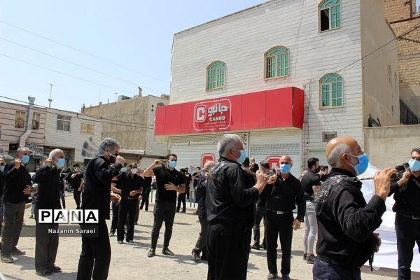 عزاداری مردم اسلامشهر در روز عاشورای حسینی