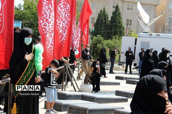 عزاداری مردم اسلامشهر در روز عاشورای حسینی