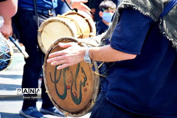 عزاداری ظهر عاشورا در تهران
