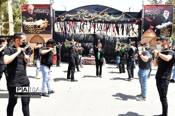 ز کودکی خادم این تبار محترمم