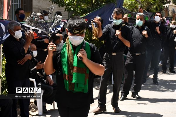 ز کودکی خادم این تبار محترمم