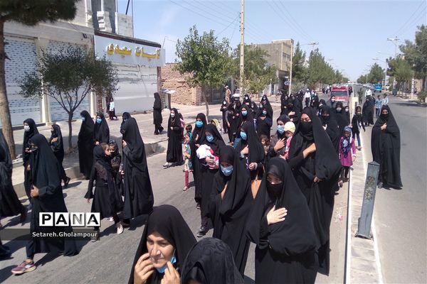 عاشورای حسینی درمسجد چهارده معصوم شهرستان درمیان