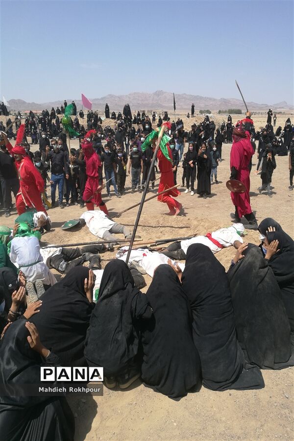 برگزاری مراسم واقعه ظهر عاشورا در حاجی آباد بیرجند