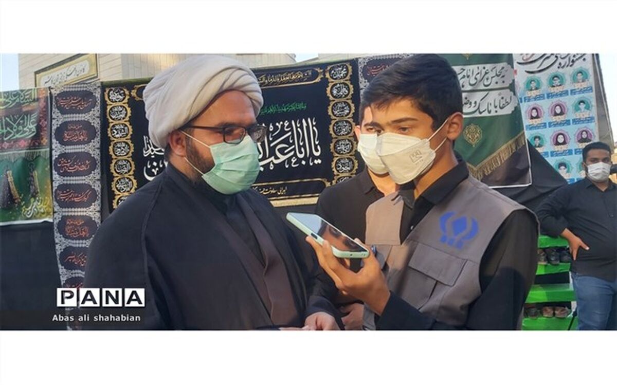 والدین باید برای رشد فرهنگی و معنوی فرزندانشان هزینه کنند