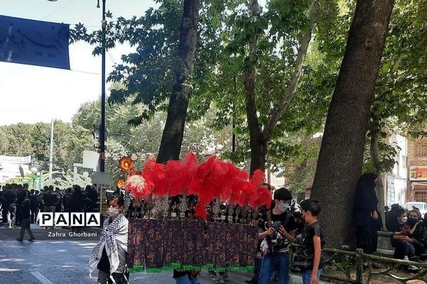 عزاداری مردم دماوند در روز عاشورای حسینی