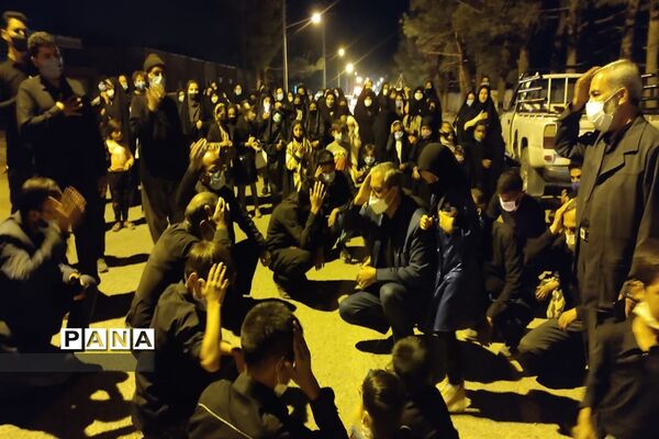 مراسم عزاداری شام غریبان در شهرستان درمیان