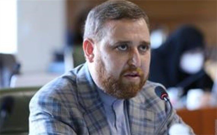اقراریان: مساله جمع‌آوری پسماندها در منطقه 4 شهرداری رها شده است