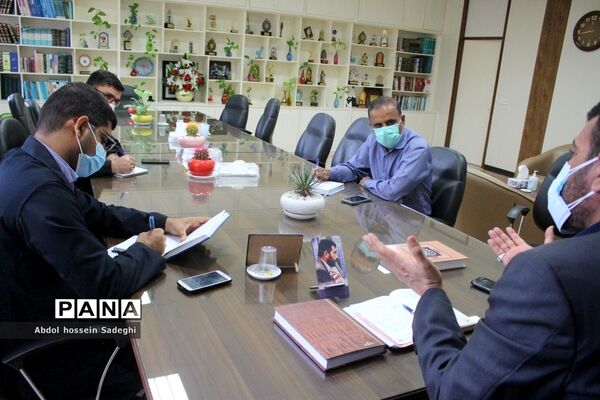جلسه هم‌اندیشی اداره قرآن با اتحادیه فعالیت‌های قرآن استان بوشهر