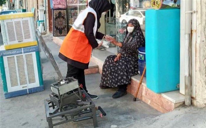 توزیع اقلام بهداشتی در مراکز مثبت زندگی در ملارد