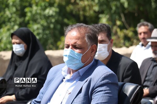 آیین کلنگ زنی مدرسه خیر ساز  دکتر حمید عبدالله زاده