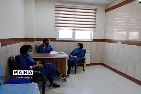 افتتاح مرکز واکسیناسیون درمانگاه مدافعان حرم شهرستان بهارستان