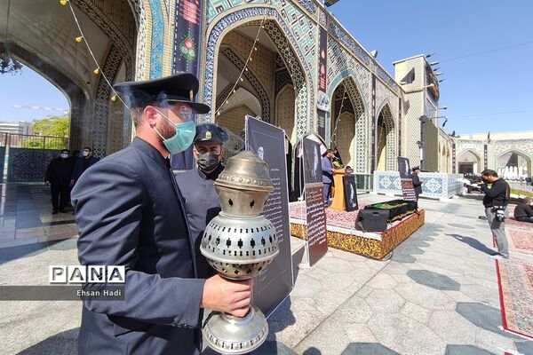 تشییع پیکر علامه حکیمی در بارگاه  رضوی