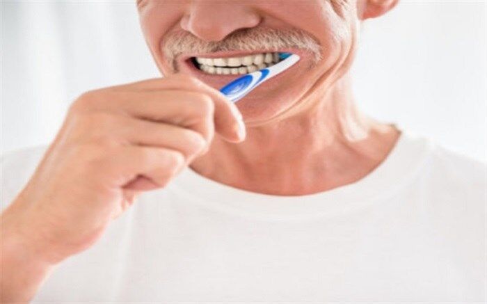 چرا نباید بعد از صبحانه مسواک بزنیم