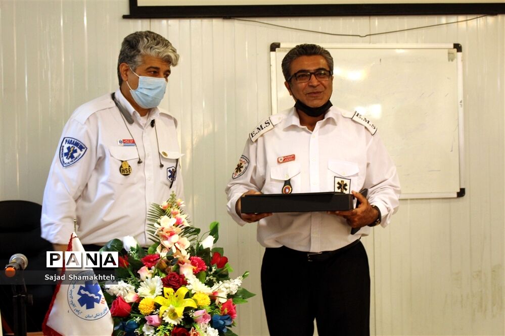 آیین گرامیداشت روز پزشک در مرکز اورژانس استان خوزستان