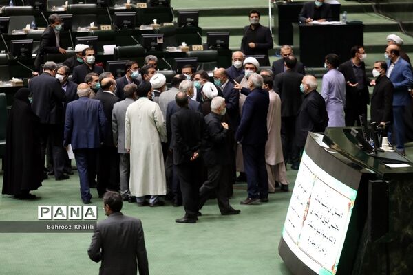چهارمین روز بررسی صلاحیت وزرای پیشنهادی دولت سیزدهم در مجلس