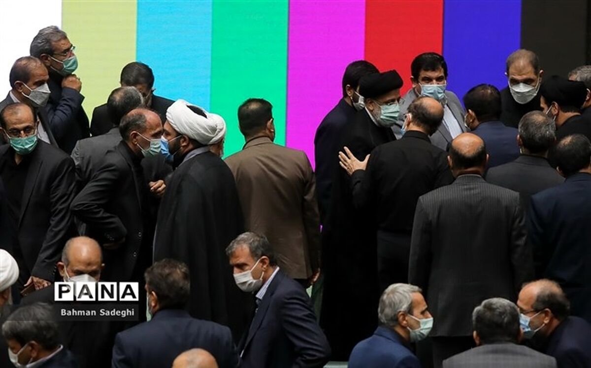 استقرار صندوق‌های اخذ رای در مجلس؛ رئیسی برای دفاع پایانی به صحن پارلمان می‌رود