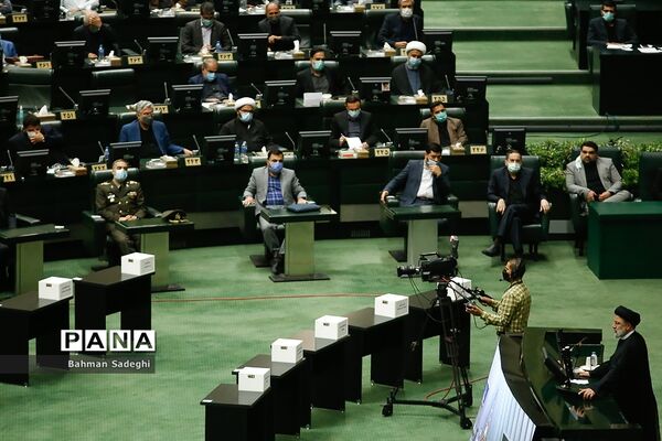 پنجمین روز بررسی صلاحیت وزرای پیشنهادی دولت سیزدهم در مجلس