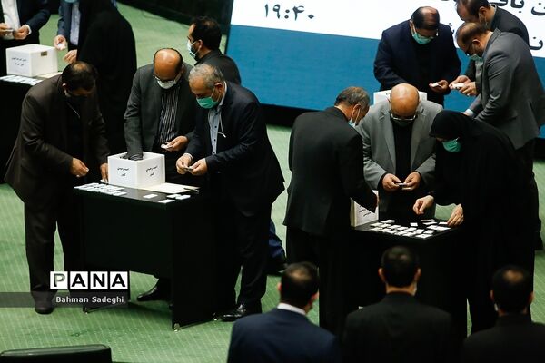 پنجمین روز بررسی صلاحیت وزرای پیشنهادی دولت سیزدهم در مجلس