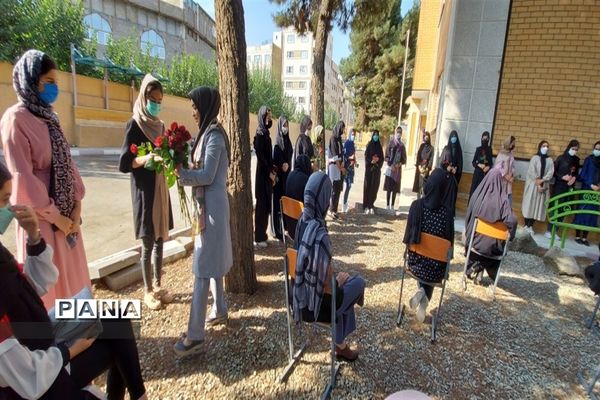 تشریح برنامه‌های دبیرستان نمونه دولتی ولایت آموزش و پرورش ناحیه دو بهارستان