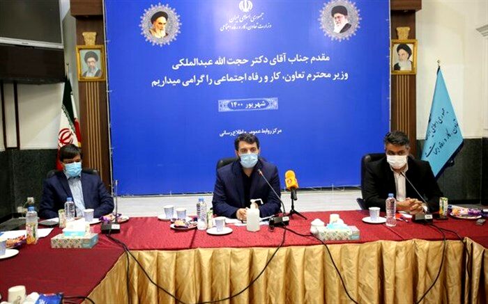 چرخه‌های خلق فقر باید از طریق سیاست‌های کلان اقتصادی متوقف شود